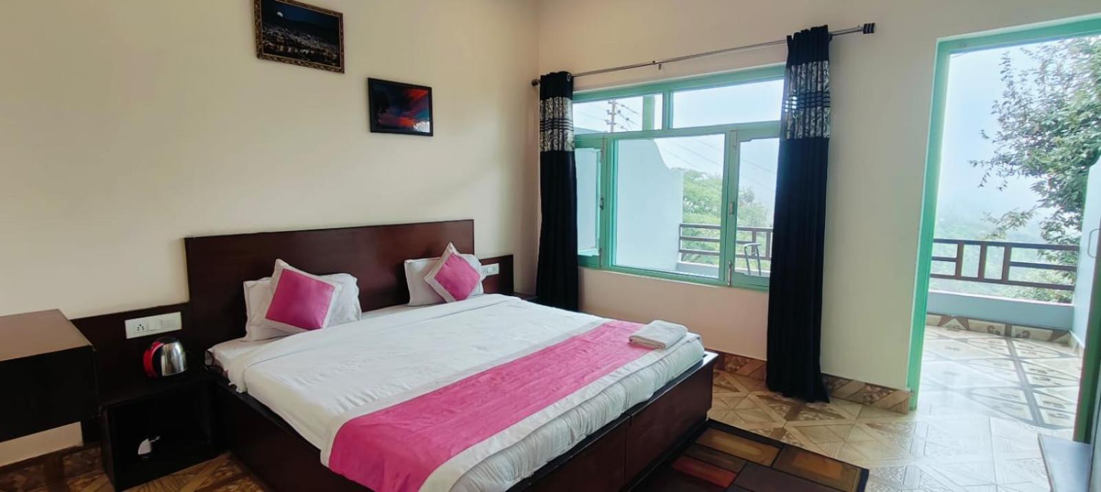 Rudra Retreat Hotel Hawalbagh Kamer foto