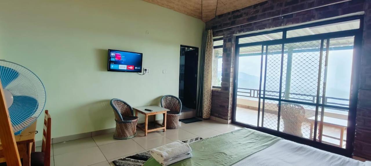 Rudra Retreat Hotel Hawalbagh Buitenkant foto