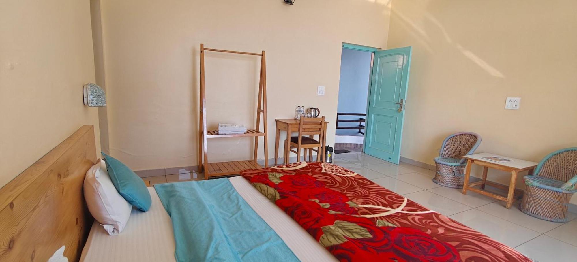 Rudra Retreat Hotel Hawalbagh Buitenkant foto
